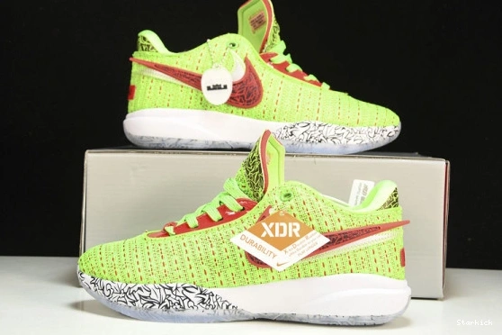 Stocking Stuffer  LeBron 20  FJ4955-300 Nike 0318